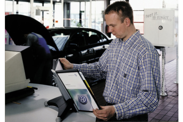 DURABLE Displaysystem SHERPA Table 10 563222 grau/schwarz,10 Sichttafeln A4