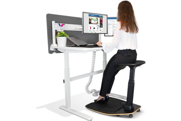 DELTACO Ergonomic Leaning Chair DELO-0302 with Anti-Fatigue Mat