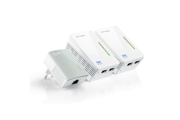 TP-LINK 2-port Powerline WiFi Exten. TLWPA4220 AV500 Triple KIT
