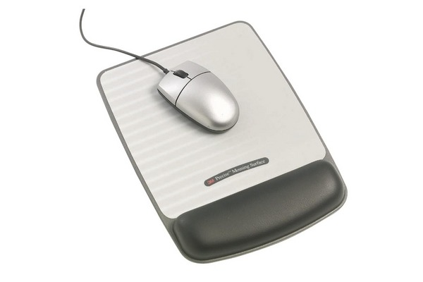 3M Präzisions-Mausfläche WR421LE m.Handgelenkaufl. schwarz/grau