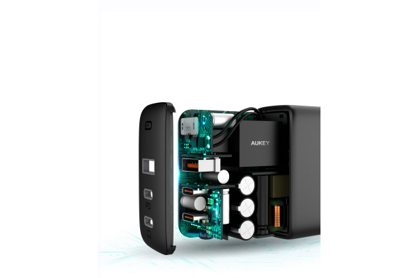 AUKEY Omnia Mix3 90W 3-Port PD GaN PA-B6S Bundle 3-Port 2xUSB-C&1xUSB-A&Cable