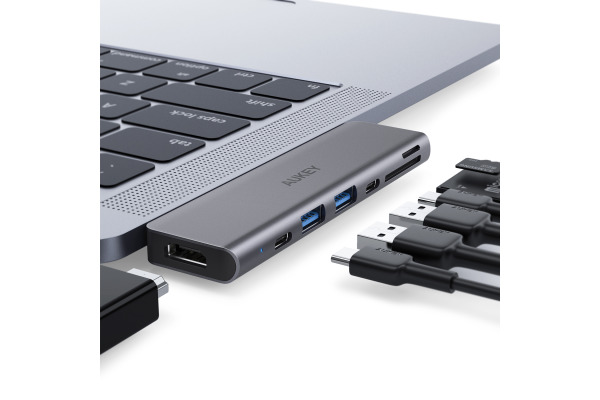 AUKEY Unity Thunderbolt 7-in-1 Hub CB-C76