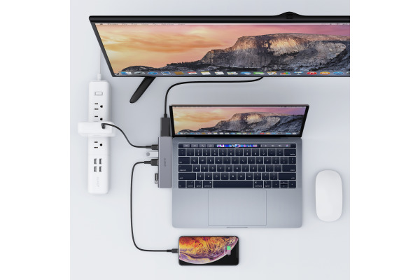 AUKEY Unity Thunderbolt 7-in-1 Hub CB-C76